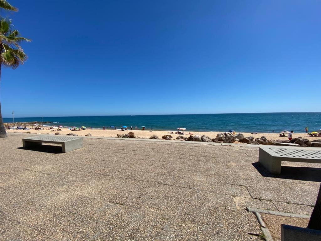 Lusitania T2 Frente Mar Em Quarteira Apartment Екстериор снимка